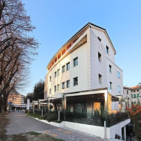Postumia Hotel Design Одерцо Екстериор снимка