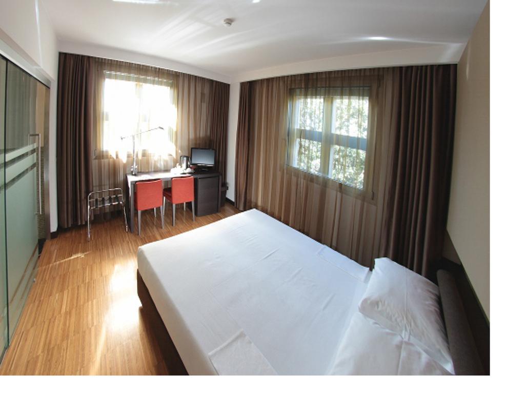 Postumia Hotel Design Одерцо Екстериор снимка